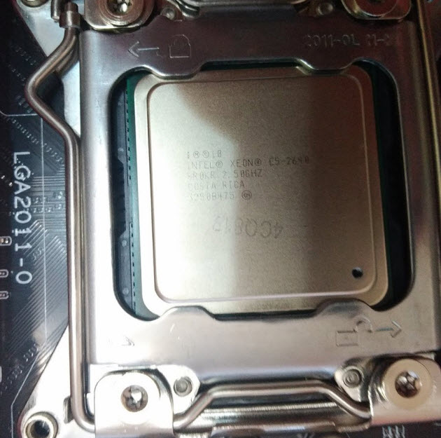 Процессор Xeon E5 2640