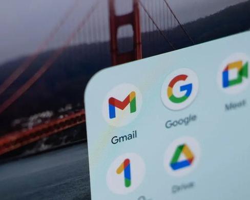 Gmail для Android получил полезную функцию — кнопку «Выбрать все»