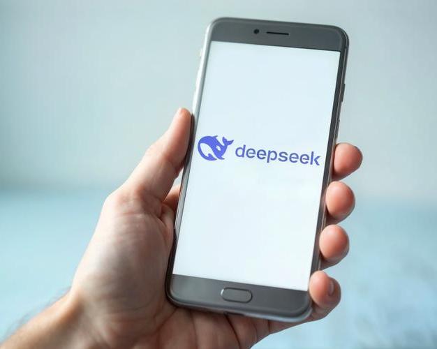 Нейросеть DeepSeek обошла ChatGPT в топе американского App Store